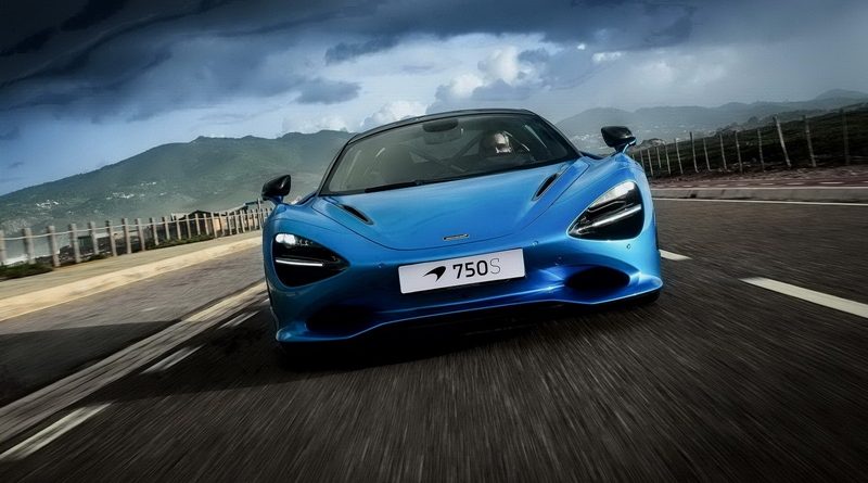 McLaren 750S โชว์ฟอร์มเด่น คว้ารางวัลรถสมรรถนะสูงยอดเยี่ยมแห่งปี