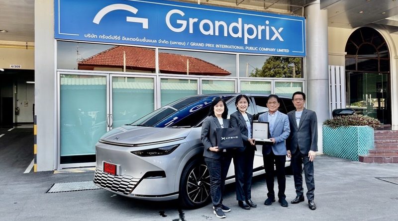ผู้บริหาร กรังด์ปรีซ์ รับมอบ XPENG X9 Luxury