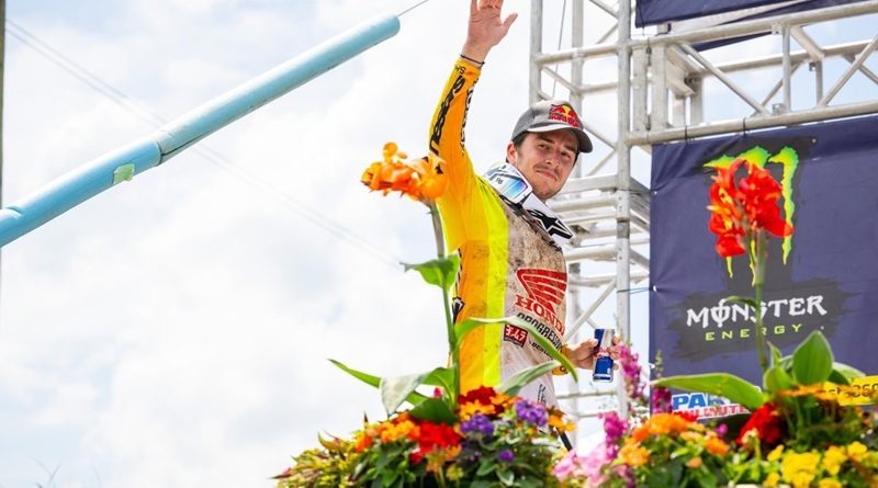 พี่น้อง เจ็ตต์-ฮันเตอร์ ลอว์เรนซ์ บิด Honda CRF450 คว้าดับเบิ้ลโพเดียม