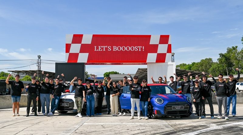 มินิ ประเทศไทย พามินิสเตอร์ปลุกความเป็นนักแข่งใน MINI John Cooper Works Track Day