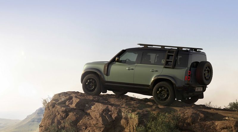 แลนด์โรเวอร์เปิดตัว Defender 110 Trophy Edition รุ่นพิเศษ