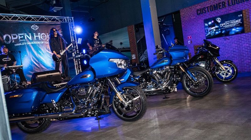 HARLEY-DAVIDSON® เผยโฉมไลน์อัพรถมอเตอร์ไซค์ตระกูล Touring และ Cruiser รุ่นสีโครเมียม ปี 2025