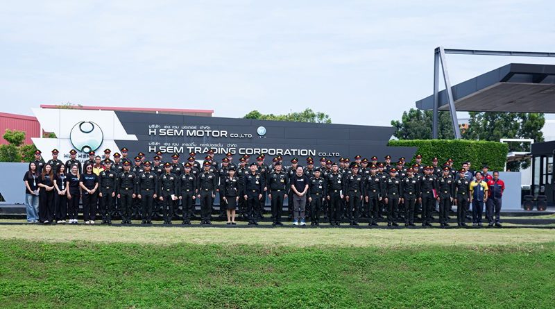 โรงเรียนนายร้อยพระจุลจอมเกล้าเยี่ยม เอช เซม มอเตอร์  