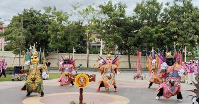 ขบวนแห่ เจ้าแม่มาโจ้ว “ภูชิต ธนกรเจริญ” ประธานสมาคมฯ นำขบวนแห่ อย่างยิ่งใหญ่