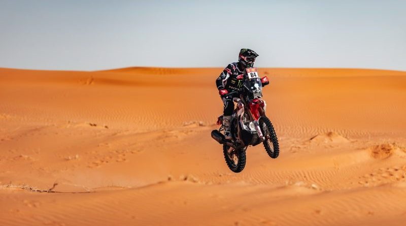 “ฮอนด้า” สมรรถนะเหนือชั้น ริกกี้ บราเบค บิด CRF450 RALLY นำทัพคว้าวินเนอร์