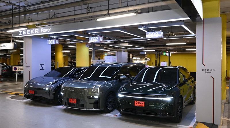 ZEEKR มอบความสุขส่งท้ายปีเก่า ต้อนรับปีม้าทอง 2569