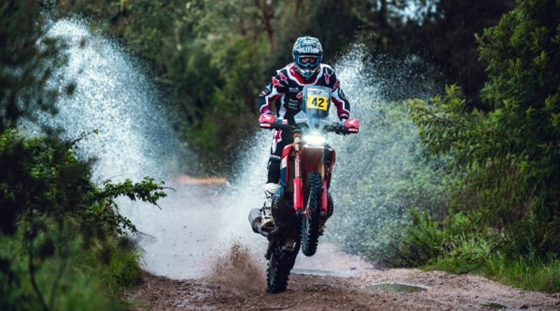 Honda CRF450 RALLY ตะลุยฝ่าทางโหด “โทซ่า ซาเรียน่า” นำทัพนักบิดฮอนด้าคว้าผลงานหัวแถว