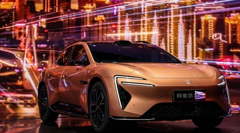 อวาตาร์เผยโฉม AVATR 06T สปอร์ตซีดานสุดพรีเมียม