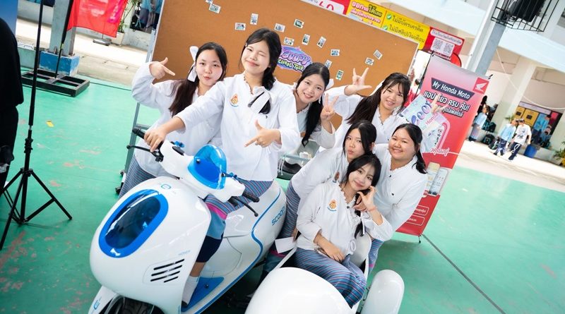 ครบทุกโมเมนต์ความสนุก! รถจักรยานยนต์ฮอนด้า จัดเต็ม “Scoopy School Tour”