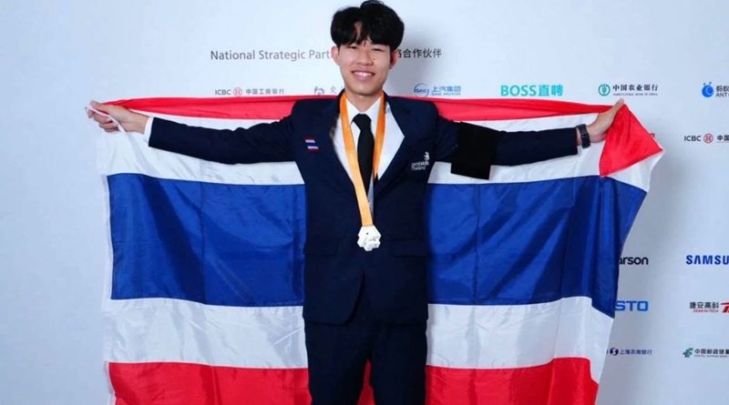 ศิษย์เก่าวิทยาลัยเทคโนโลยียานยนต์โตโยต้า คว้าเหรียญเงิน “เวทีโลก”