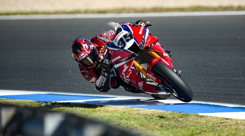 “ก้อง-สมเกียรติ” ฝ่าฟันบททดสอบ WorldSBK ปีแรก!
